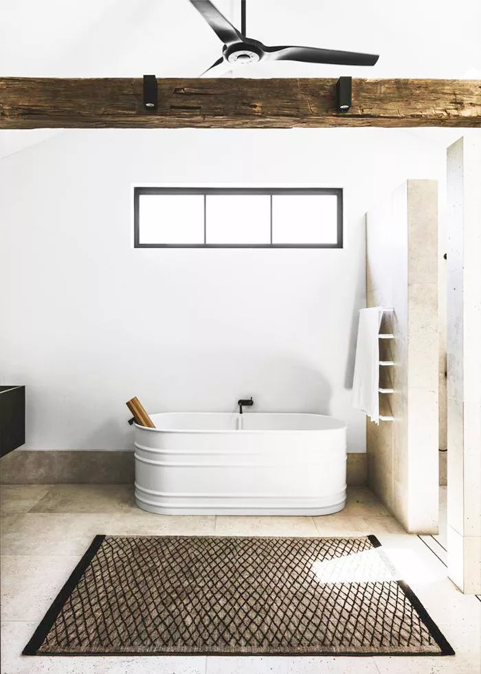 حمام مینیمالیستی